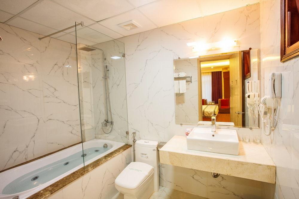 Home Cau Giay Hotel هانوي المظهر الخارجي الصورة